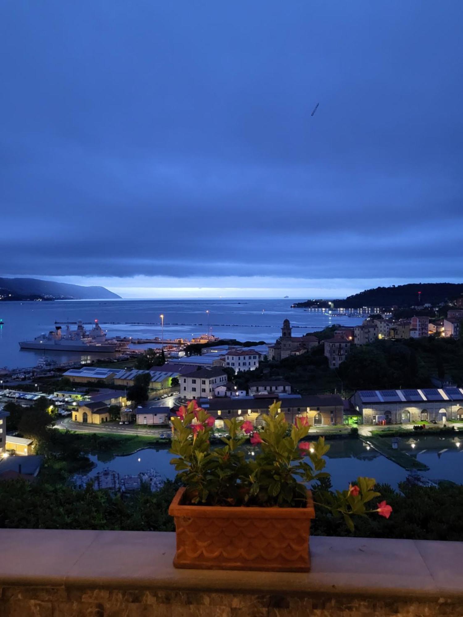 Villamara Luxury Rooms La Spezia Exterior photo